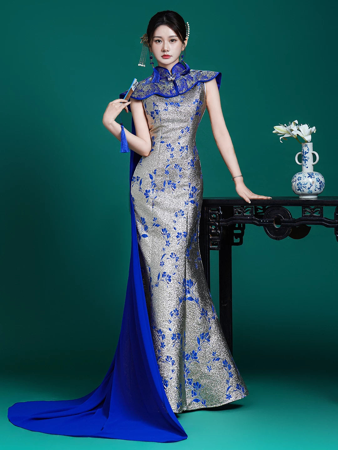 Blue and white porcelain catwalk performance cheongsam female cape new chinese evening dress host long fishtail skirt for women front view