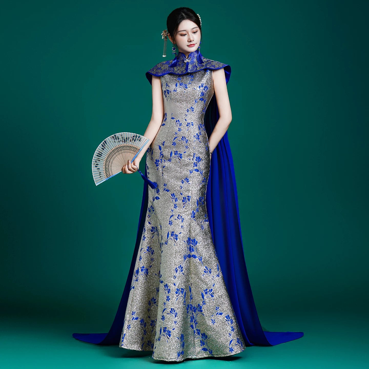 Blue&white porcelain catwalk performance cheongsam - Blue and White porcelain cape set / M Blue&white porcelain catwalk performance cheongsam - Blue and White porcelain cape set / M
