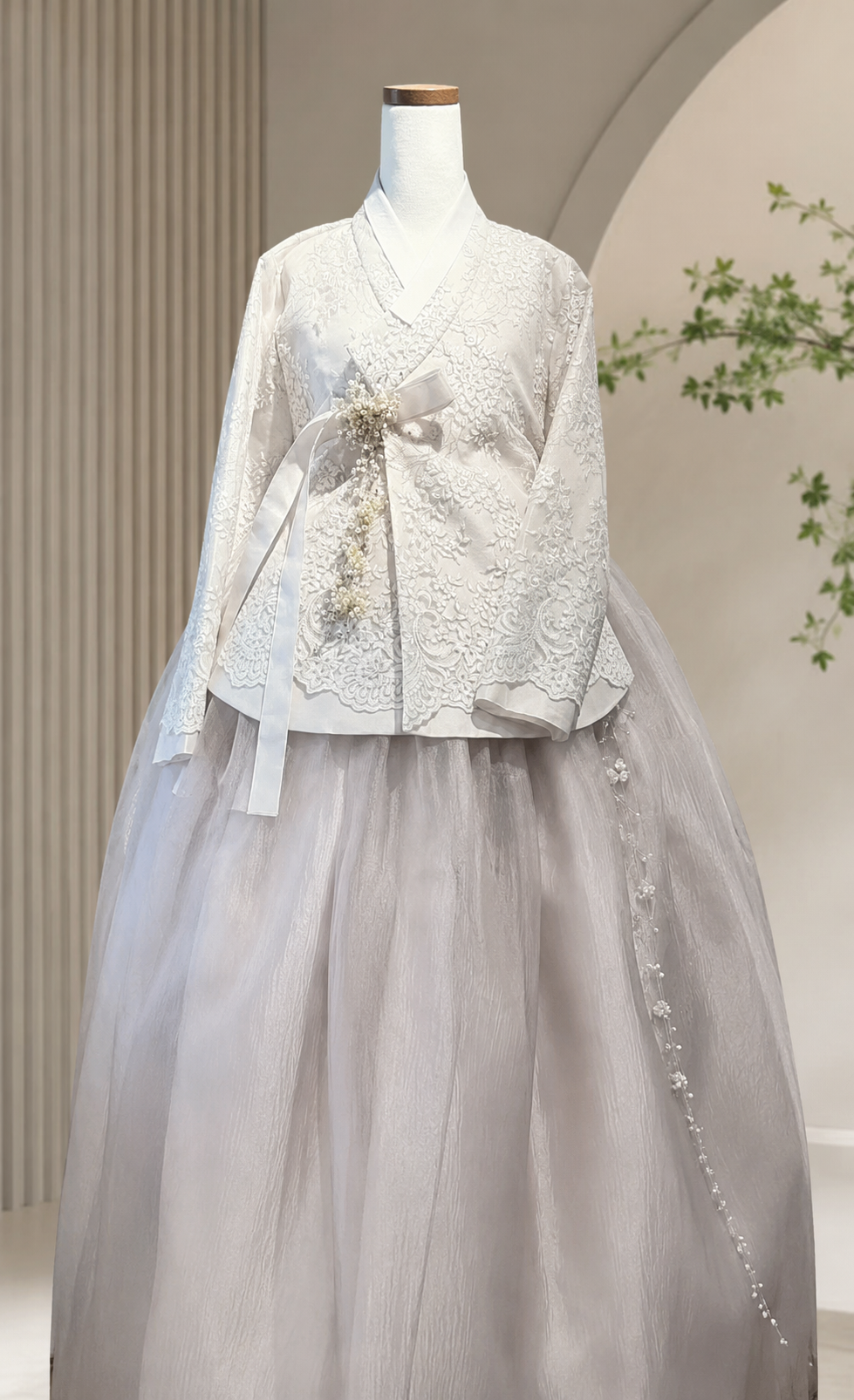 Complete Floral Lace Bridal Hanbok Set | Soft Grey Tulle Skirt with Pearl Accents for Bride

