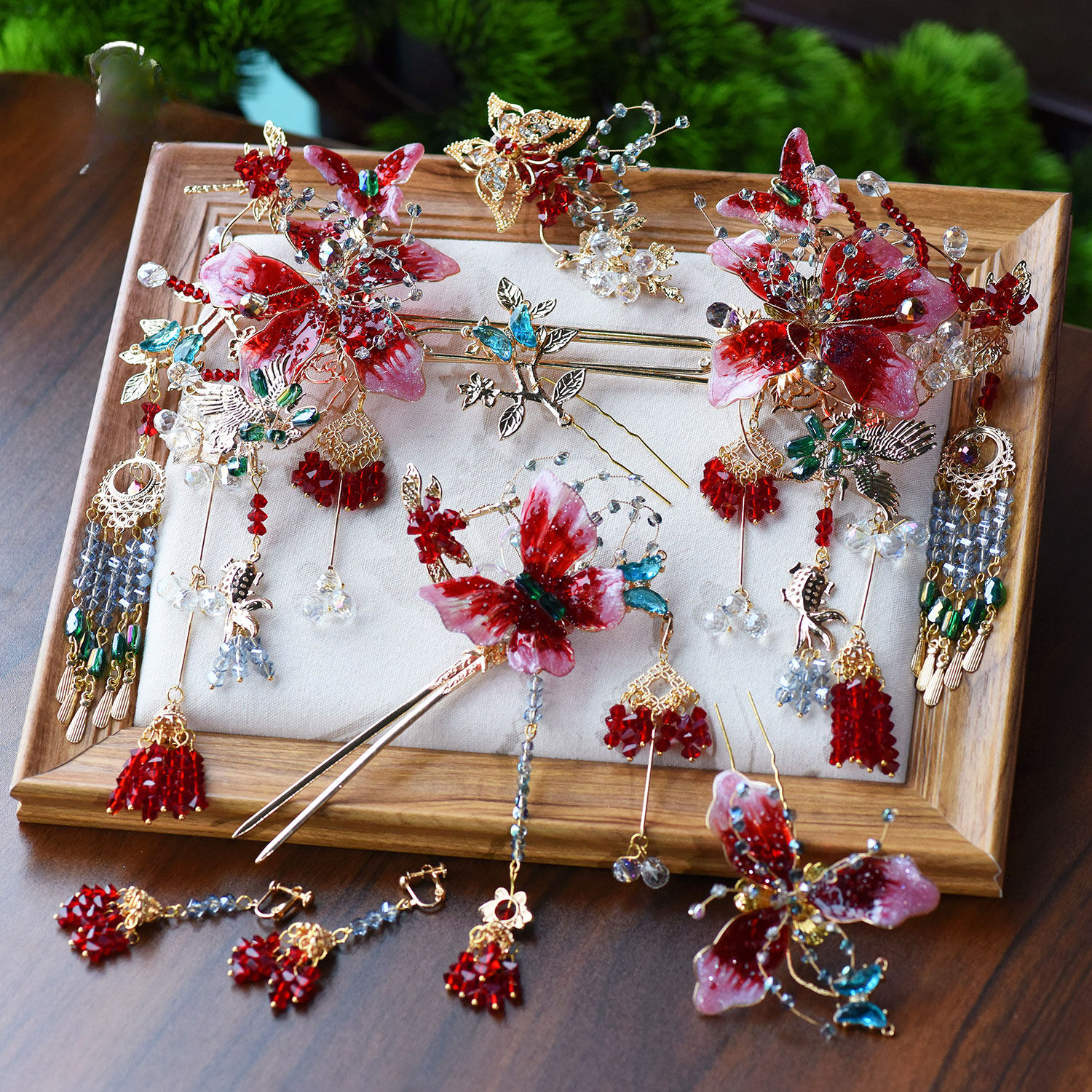 Complete hydrating flowers butterfly hairpin xiuhe hanfu dragon phoenix jacket chinese bride ancient wedding accessory full length view