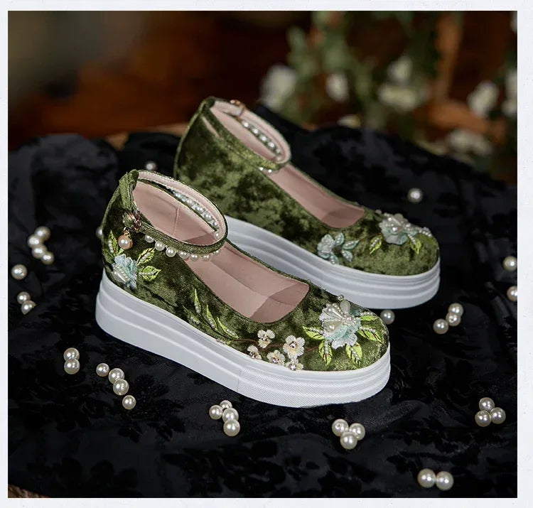 Complete mermaid tear jade lace hanfu shoe set embroidered traditional chinese flats with hidden wedge full length view