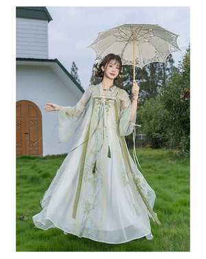 Complete modern hanfu dress set ivory square neck puff sleeve layered lace tulle maxi dress dreamy garden bridal style full length view


