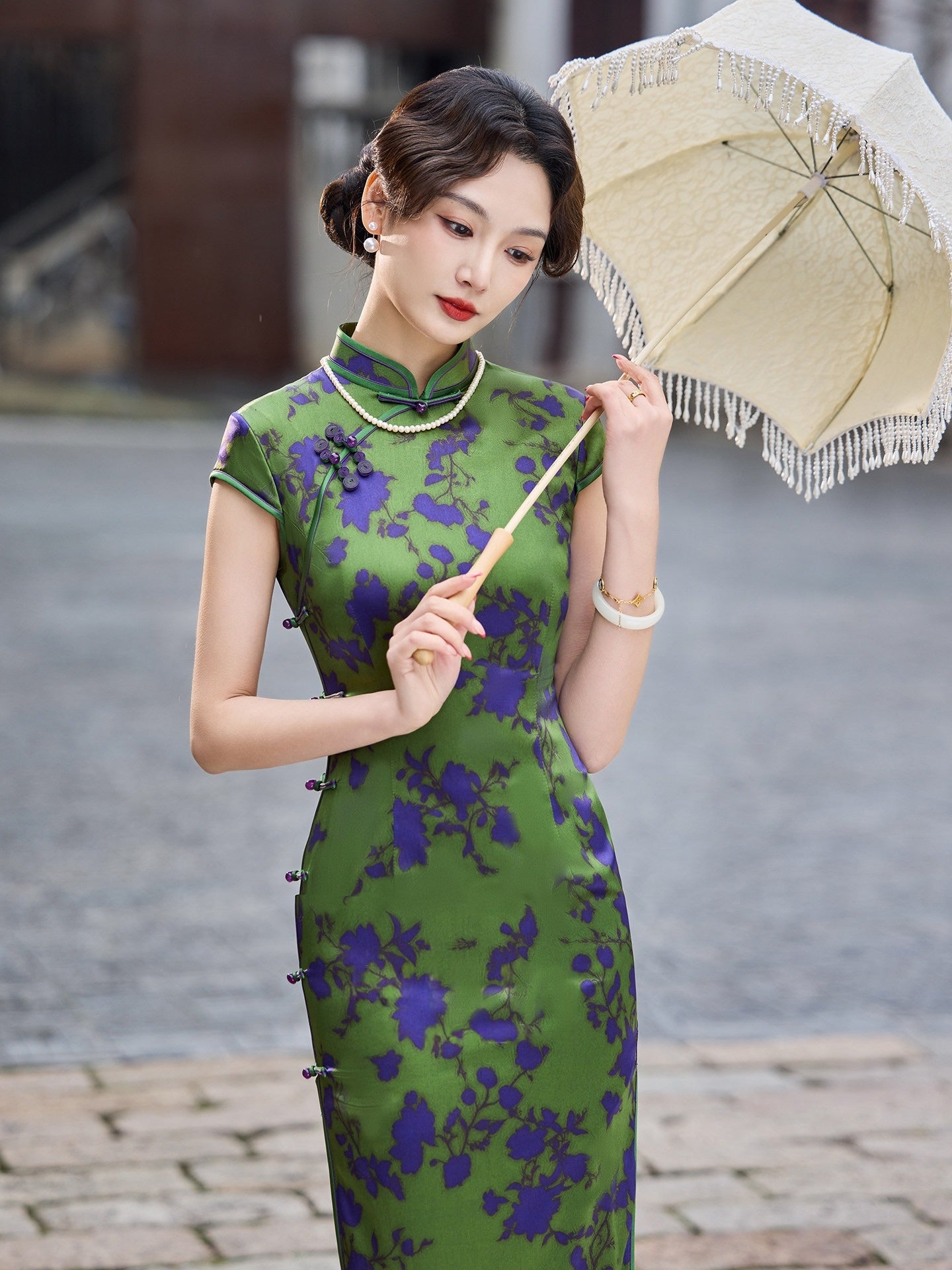Complete silk cheongsam set olive green blue floral print mulberry silk short sleeve slim maxi dress vintage elegant qipao full length view

