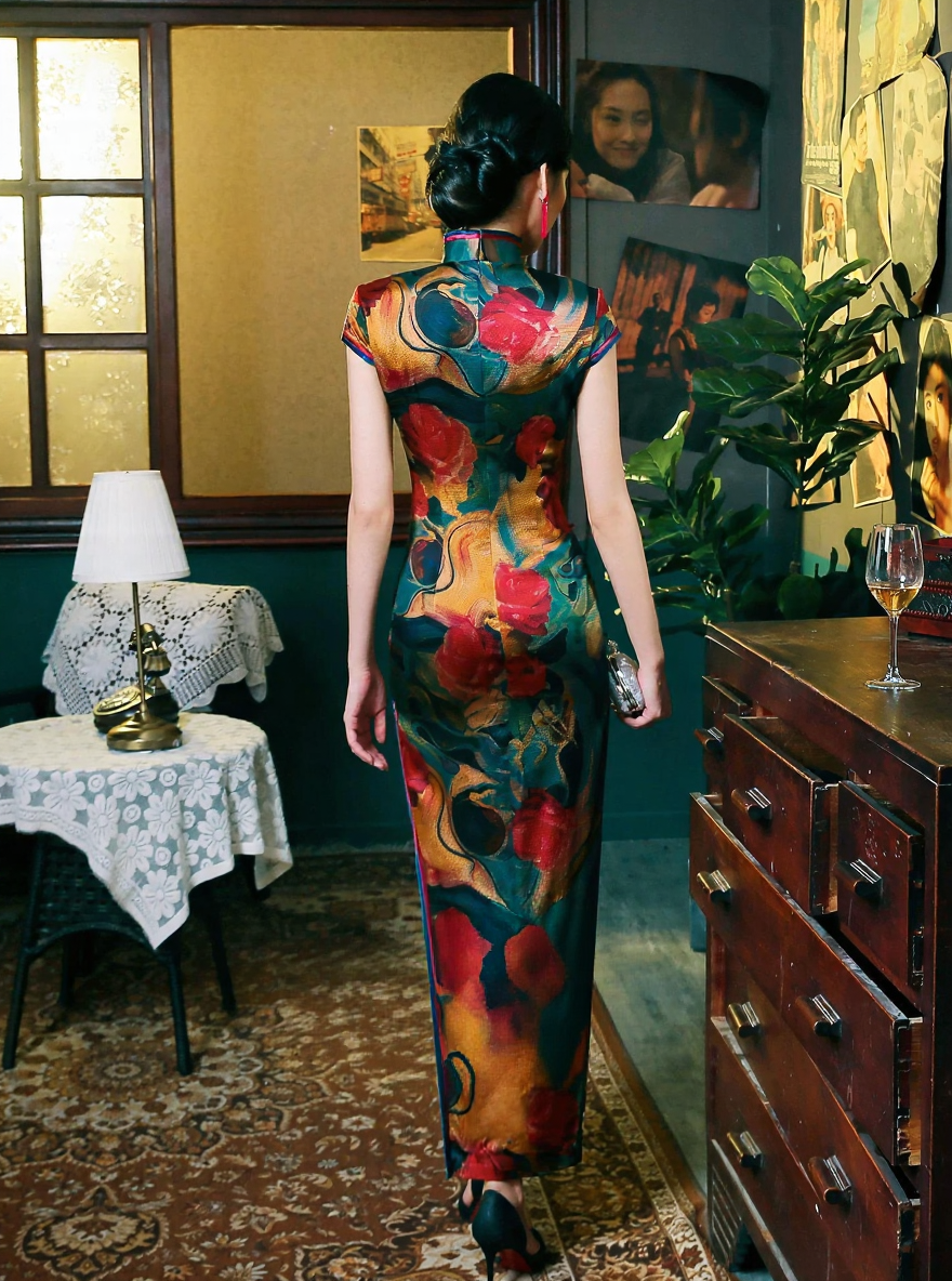 Dark green tropical floral cheongsam short sleeve midi dress with mandarin collar vintage boho qipao for women back view