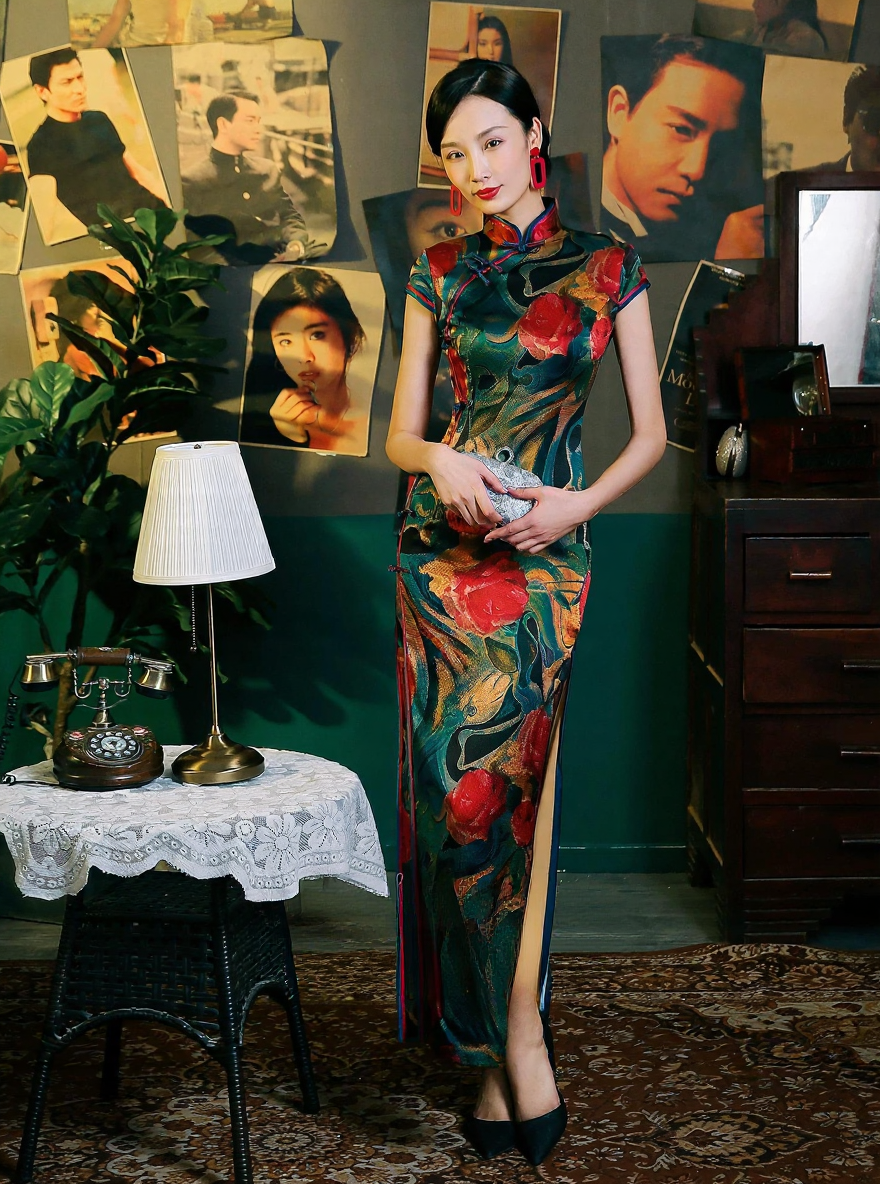 Elegant cheongsam qipao dark green tropical floral print short sleeve midi dress with mandarin collar vintage boho style for women side view