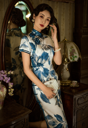Elegant cheongsam qipao white blue ink lotus print short sleeve slim maxi dress in vintage republic style for women side view