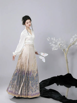Elegant lucky butterfly new chinese hanfu skirt gold brocade daily ma mian skirt for everyday wear side view