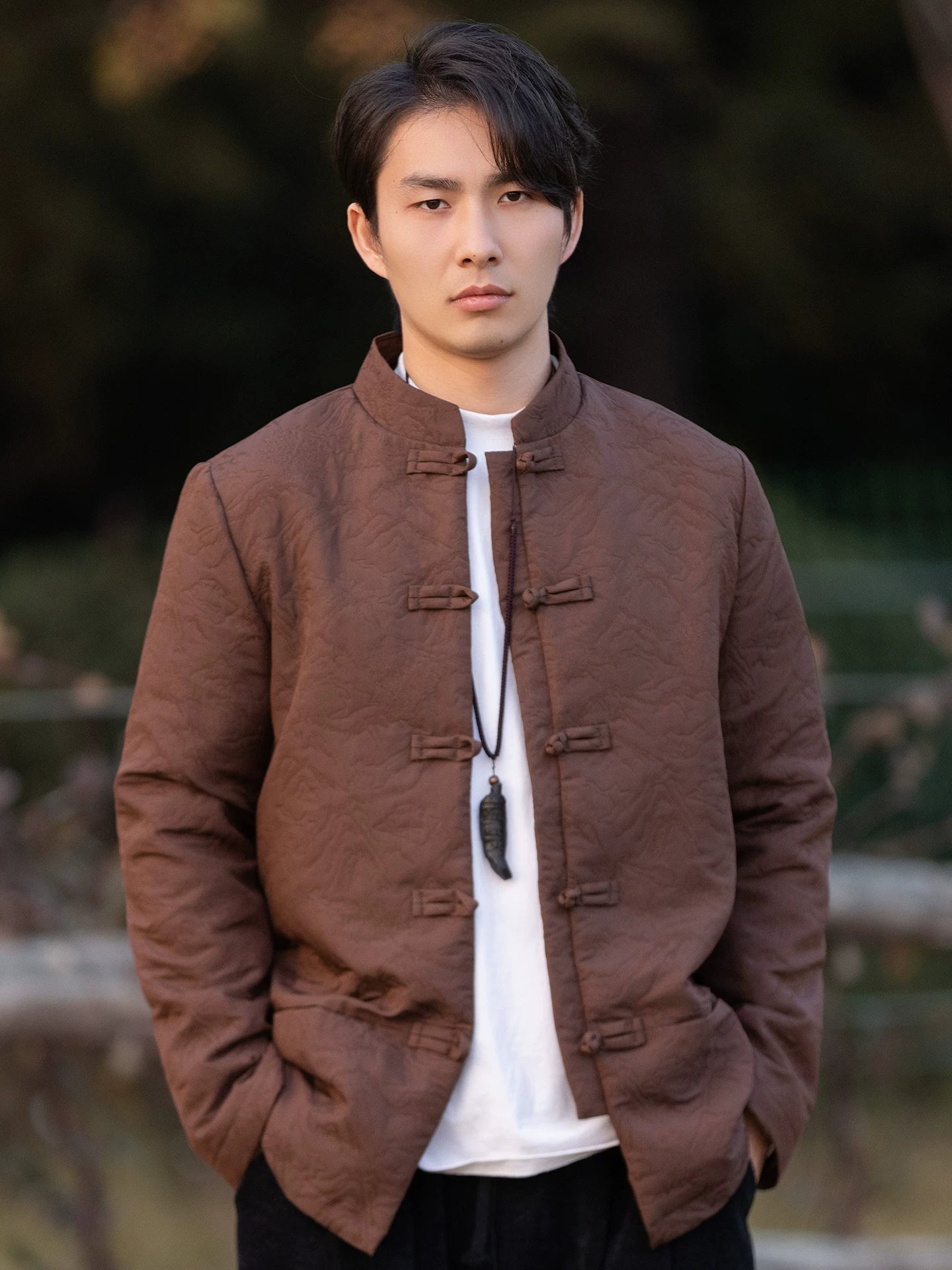 Elegant new chinese style tang suit jacket improved traditional coat with stand collar for spring autumn side view

