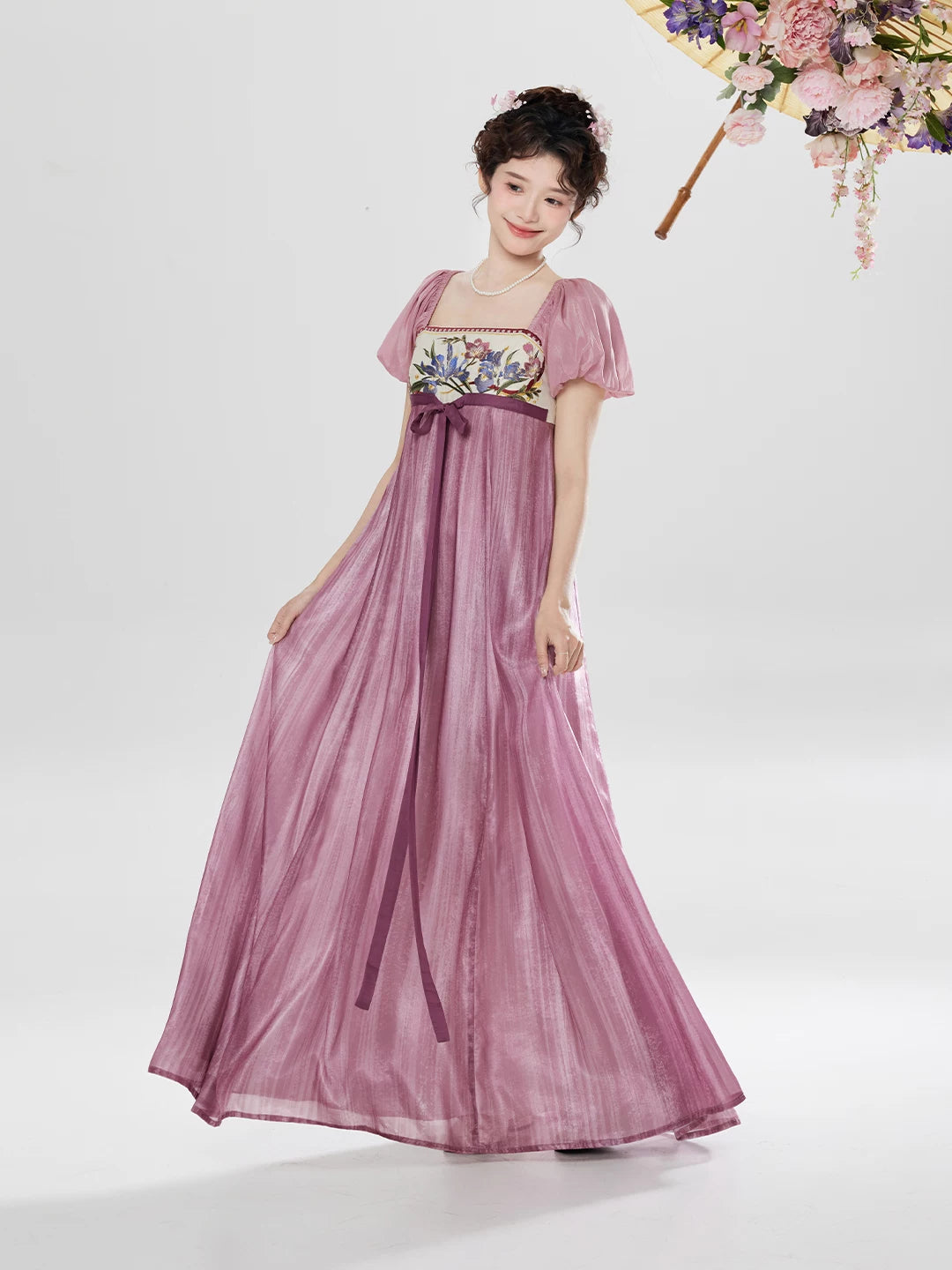  Entering the curtain spring embroidered long dress national style bubble sleeves beautiful dress for spring season back view

