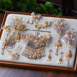 Exquisite handmade liquid flower wedding headdress hanfu xiuhe retro traditional bridal hair piece detail

