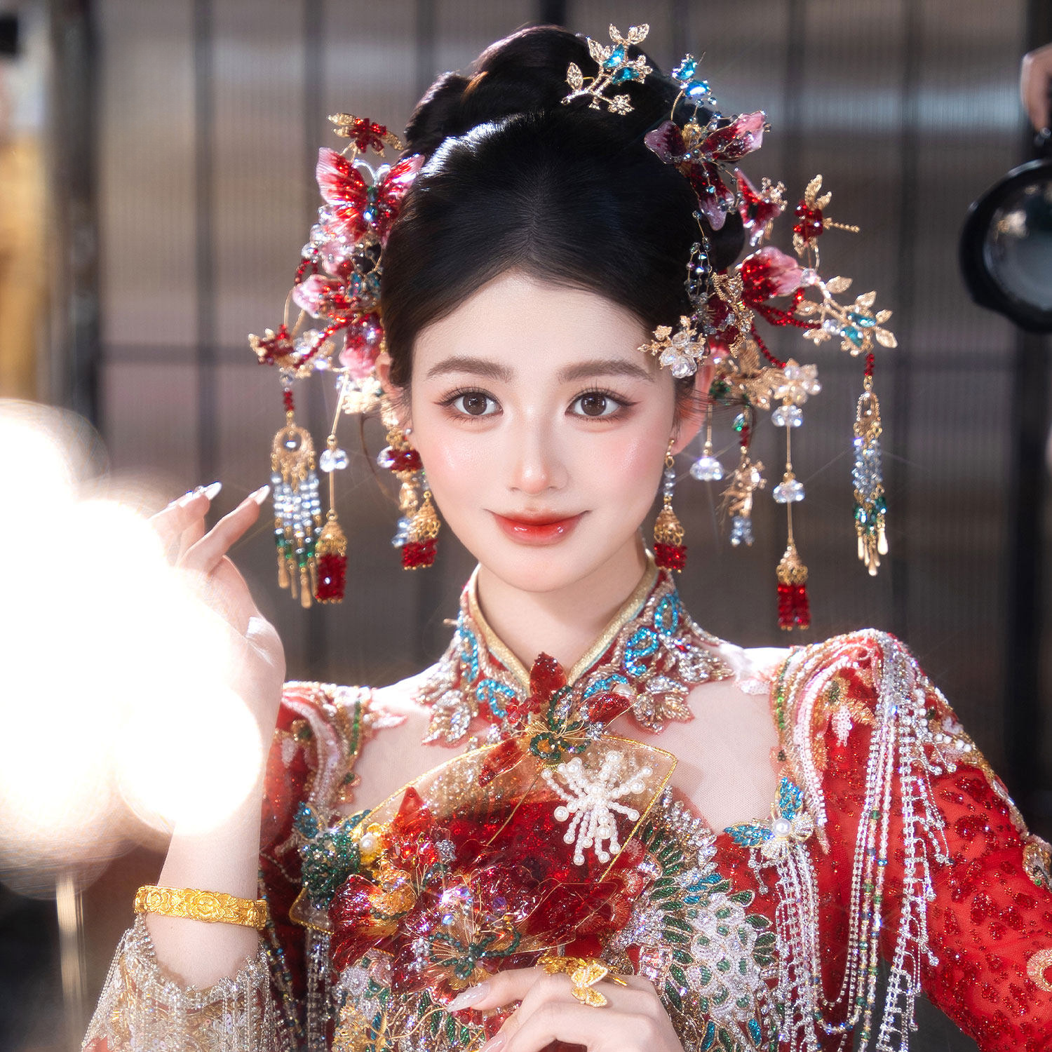 Hydrating flowers butterfly hair hairpin set xiuhe clothing dragon phoenix jacket traditional chinese bride ancient style accessory detail