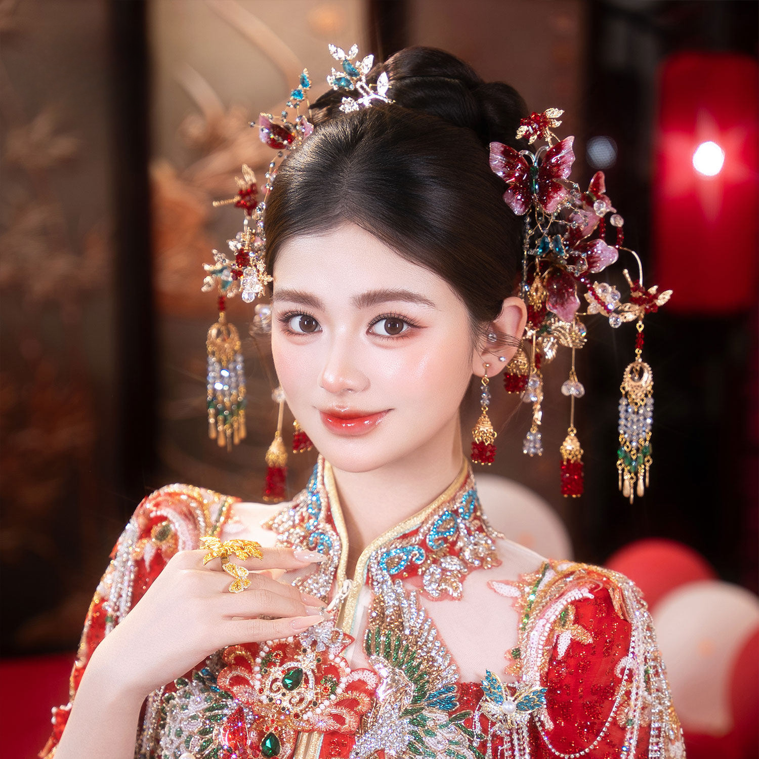 Hydrating flowers butterfly hair hairpin xiuhe clothing hanfu dragon phoenix jacket chinese bride ancient accessories front view