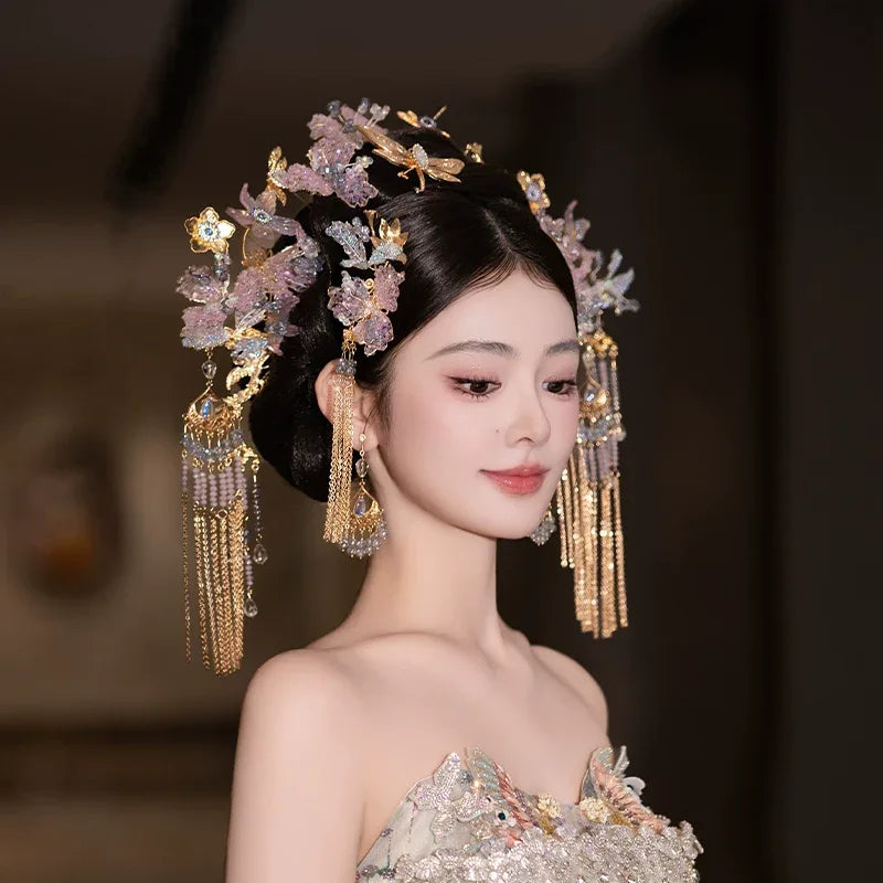 Light toned elegant bridal hairpin set chinese floral headpiece for hanfu and qipao look flower detail