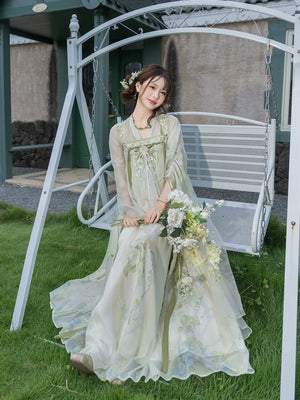 Modern hanfu dress ivory square neck puff sleeve layered lace tulle maxi dress dreamy garden bridal style for bride front view

