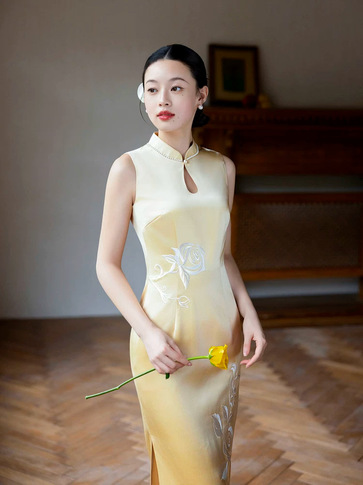 Embroidery Gold Engagement Cheongsam - Gold / XS Embroidery Gold Engagement Cheongsam - Gold / XS