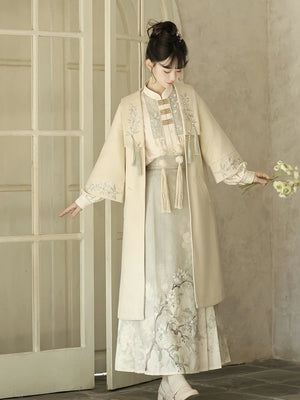 New chinese green fangye old dream modern hanfu lightweight 3 piece set for spring summer and photoshoot standing front

