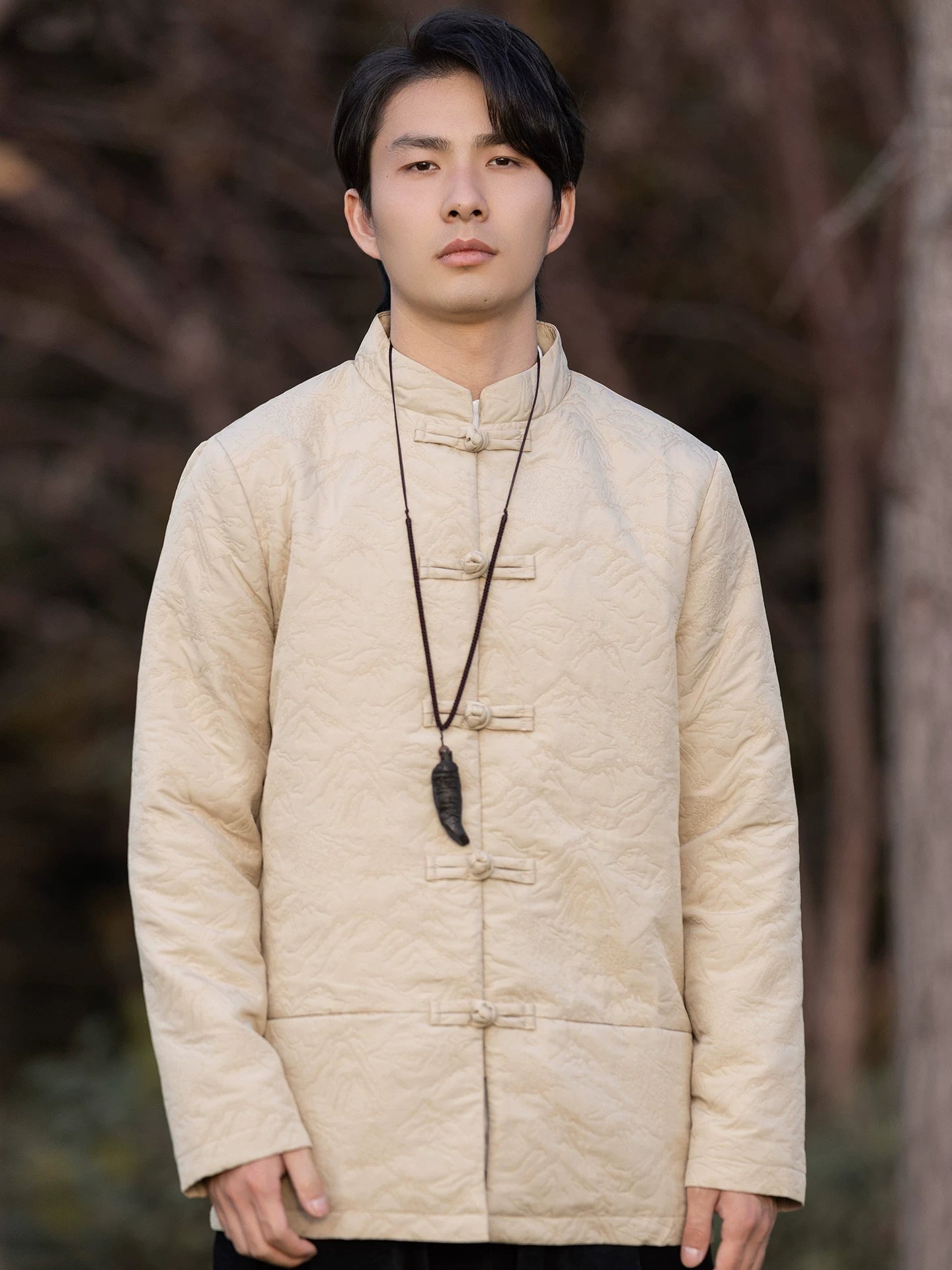 New chinese style brocade tang suit jacket traditional chinese coat with frog buttons for formal events fabric detail

