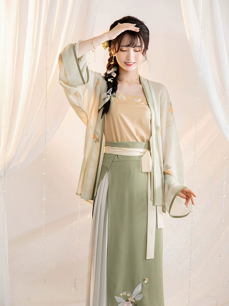 Indulge in the elegance of the Song Dynasty with our exquisite collection of Casual Hanfu. Step into summer with our refreshing Green Suit, meticulously designed to capture the essence of traditional Chinese fashion. Whether you're seeking a Hanfu dress, hair accessories, or a complete ensemble, our range offers versatile options for every occasion. Embrace the timeless charm of Hanfu fashion and explore our selection today.