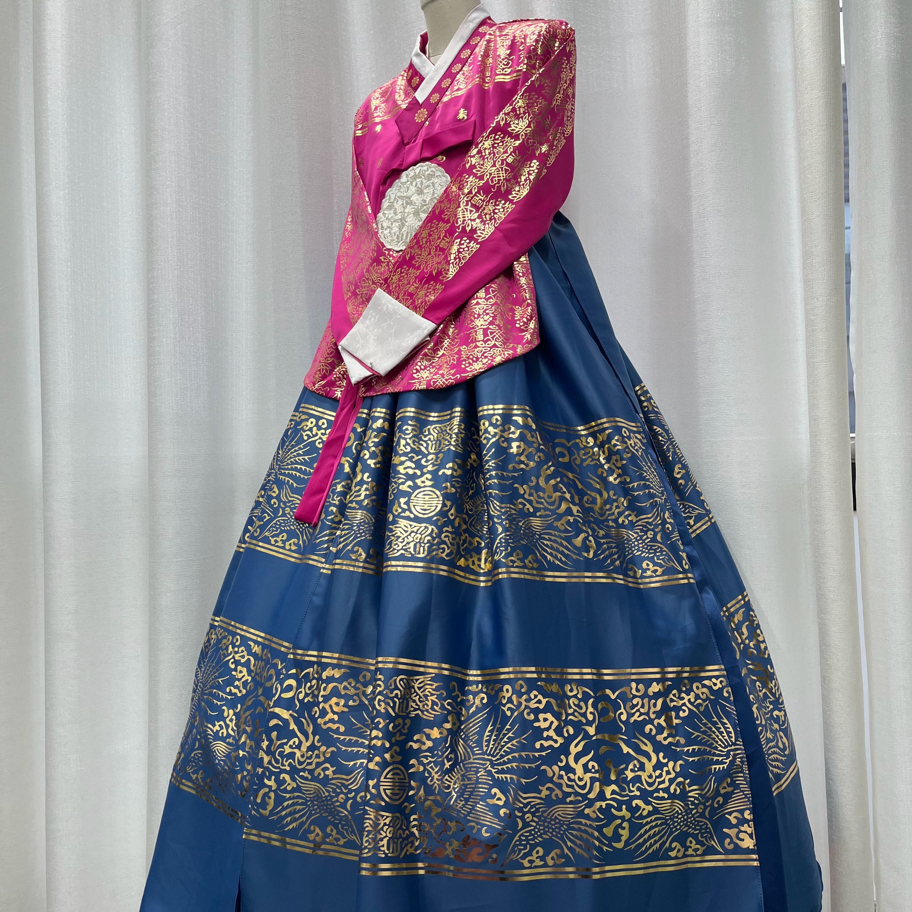 Side view of Korea Yanji Princess Court Hanbok showcasing its flowing skirt.