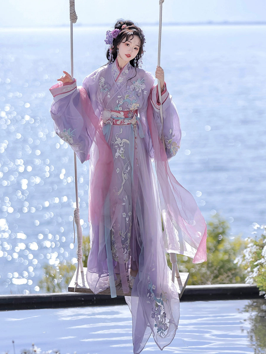 Flowers fly into dreams, Warring States robe embroidery fairy spring and summer Hanfu