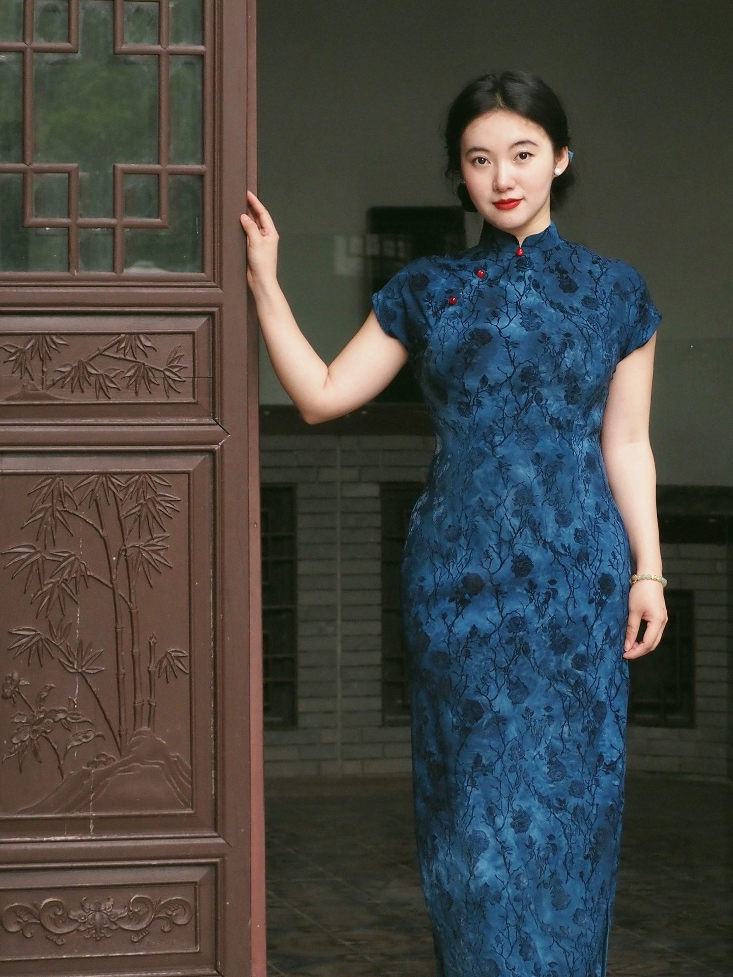 Plus Size Navy Blue Qipao Dress – New Chinese Style Short-Sleeve Cheongsam for Daily Wear, Flattering & Elegant