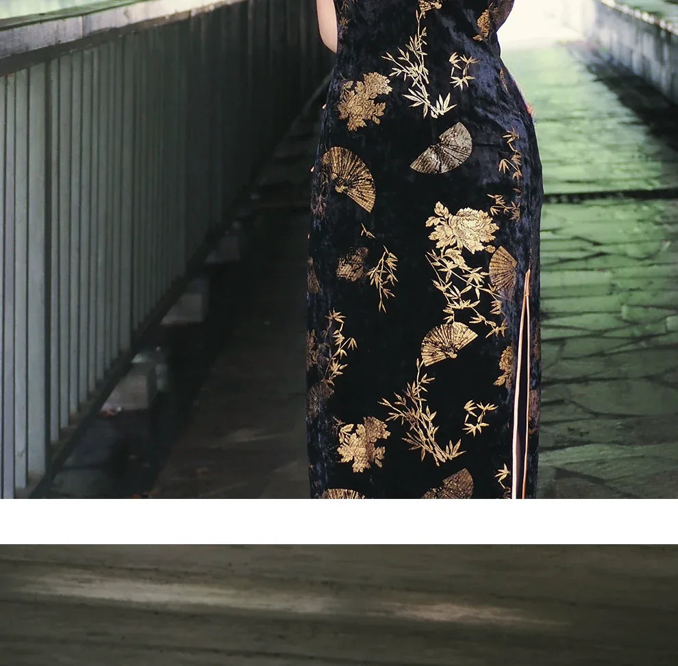 Plus Size Sleeveless Qipao – New Chinese Style Vintage-Inspired Gold Foil Cheongsam for Women - Yandan_Hanfu