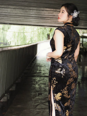 Plus Size Sleeveless Qipao – New Chinese Style Vintage-Inspired Gold Foil Cheongsam for Women - Yandan_Hanfu