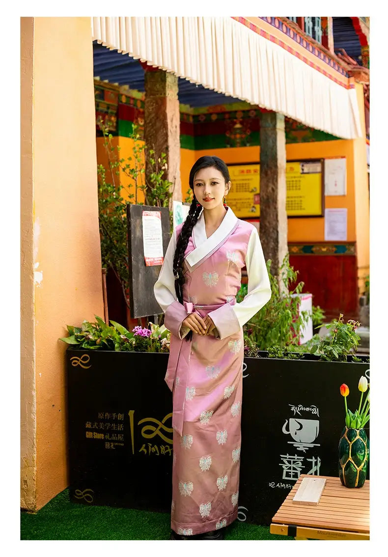 Tibetan traditional long skirt clothing