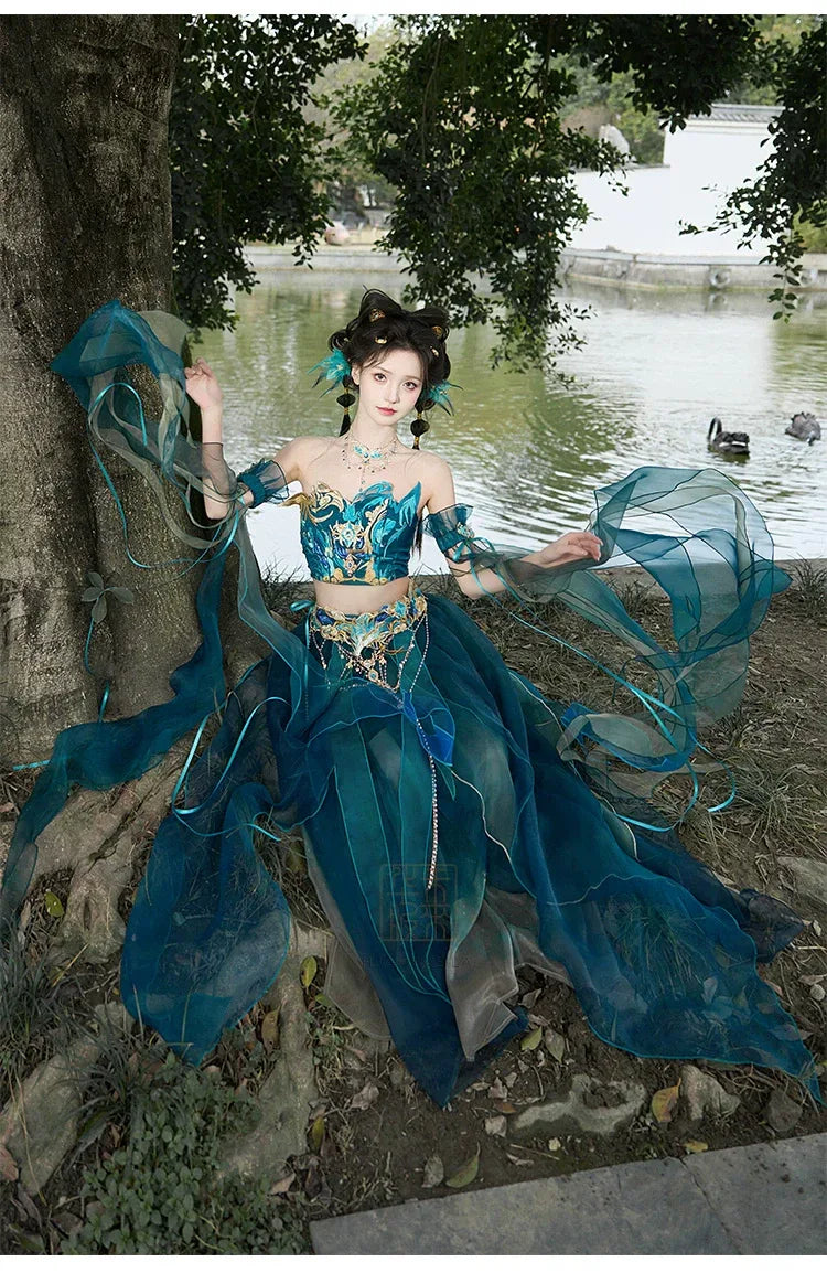 Blue Hanfu women's Dress exotic style Butterfly Cosplay Daji set (tube top + feather sleeves + special-shaped skirt + waist chain + necklace) / M Blue Hanfu women's Dress exotic style Butterfly Cosplay Daji set (tube top + feather sleeves + special-shaped skirt + waist chain + necklace) / M
