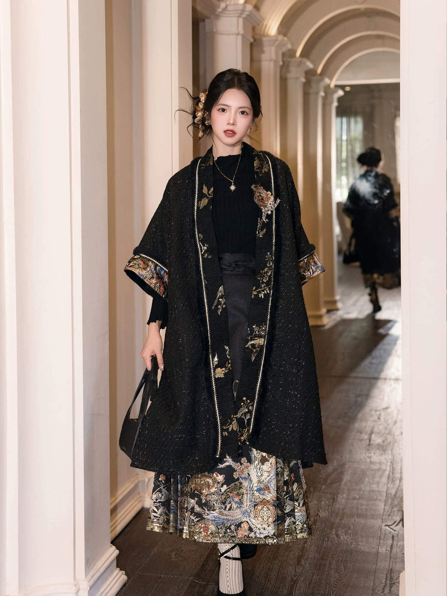 Spring Mountain Dragon – New Chinese Style Hanfu Set | Brocade Ma Mian Skirt with Embroidered Cape and Floral Gold Weave
