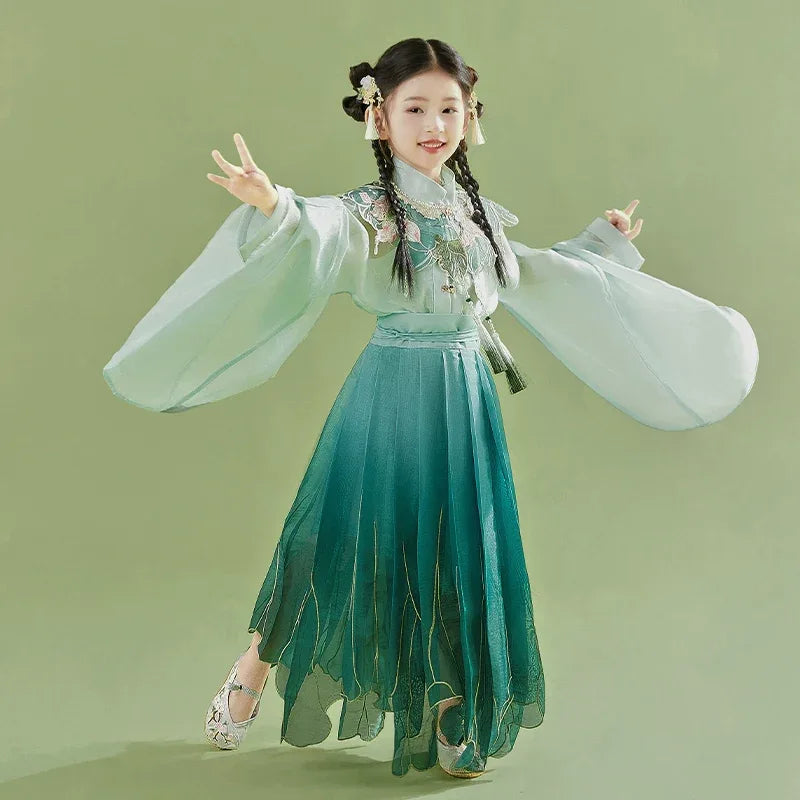 Green girls Hanfu 2025 children's ancient clothing Chinese style supe Hairpin scholar hat + top + cloud shoulder + skirt / 100 Green girls Hanfu 2025 children's ancient clothing Chinese style supe Hairpin scholar hat + top + cloud shoulder + skirt / 100