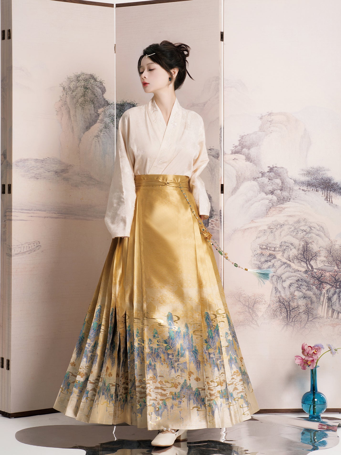 [Yunshan Fog Hidden] Gold Horse Dress Hanfu New Chinese Weaving Gold