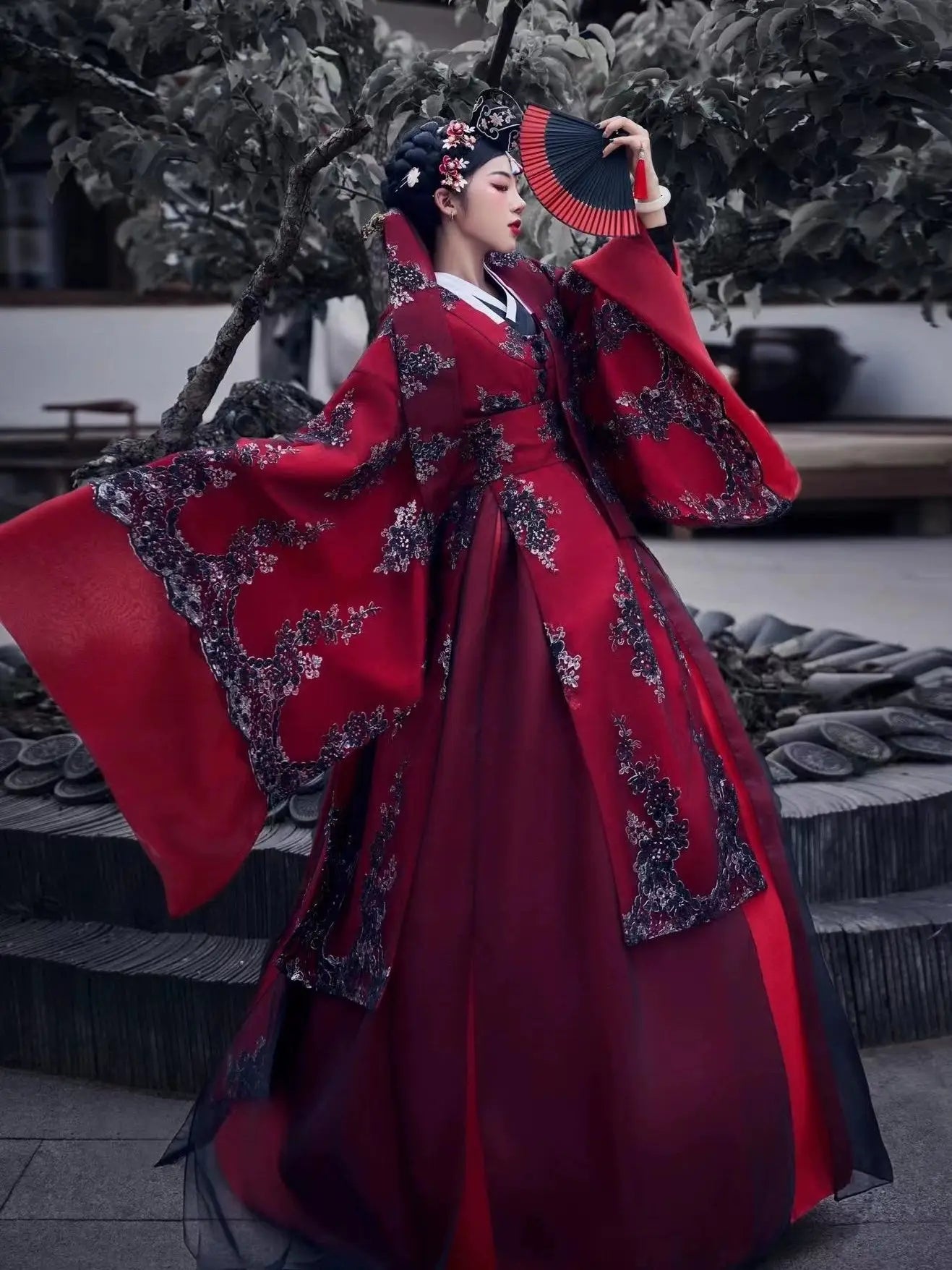 Red Princess Hanbok Wedding Dress – Traditional Korean Palace Style Bridal Gown for Event&Photoshoots