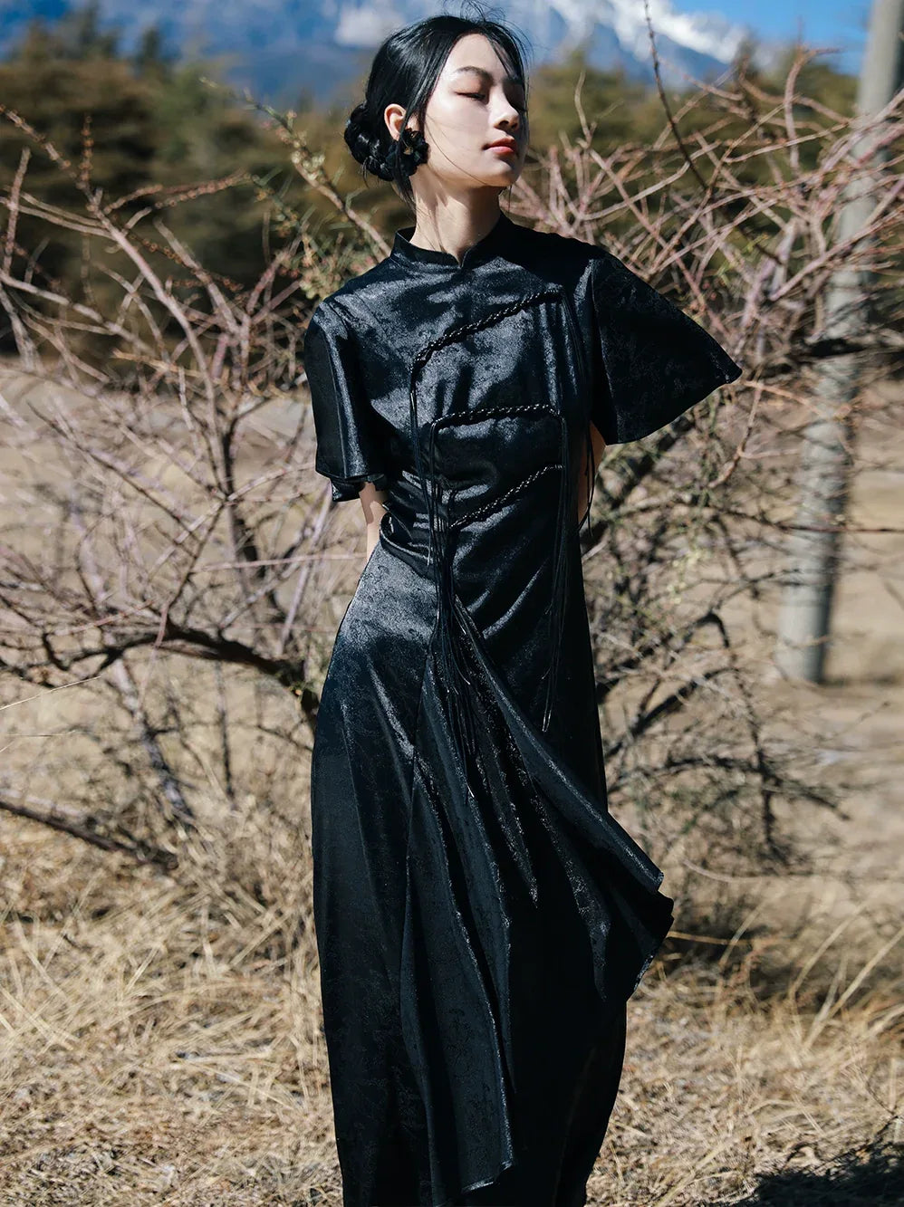 black chinese dress long Black silk Cheongsam, Chinese traditional silk dress, Black silk Qipao L / Black