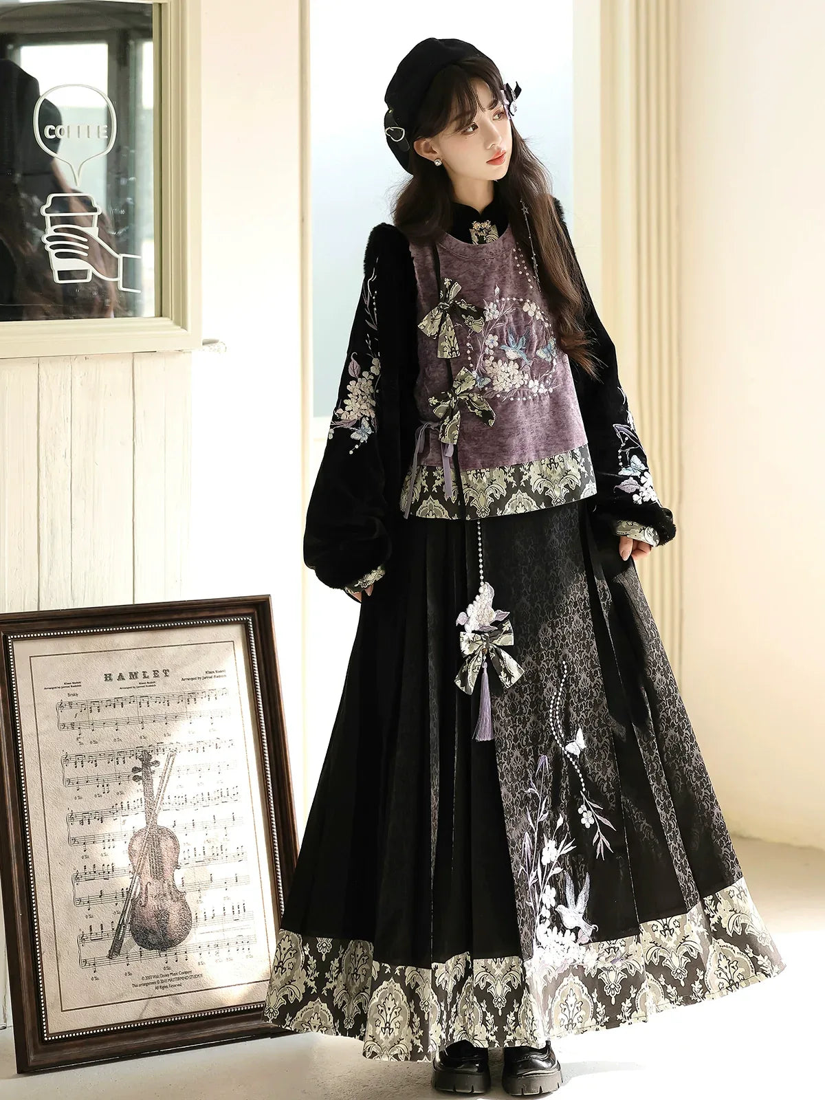“Swallow’s Return” – Modern Hanfu Layered Vest & Skirt Set | Autumn-Winter Everyday Chinese Style - Yandan_Hanfu