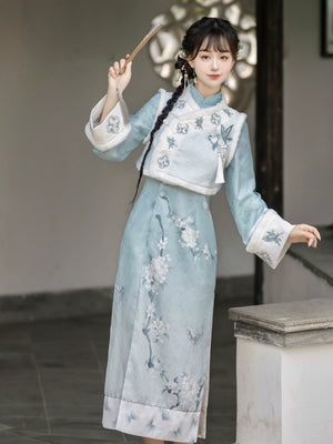 Elegant Han Ruchu Pear Blossom Cheongsam for women, featuring a thickened design with floral embroidery. Perfect for autumn and winter workwear.