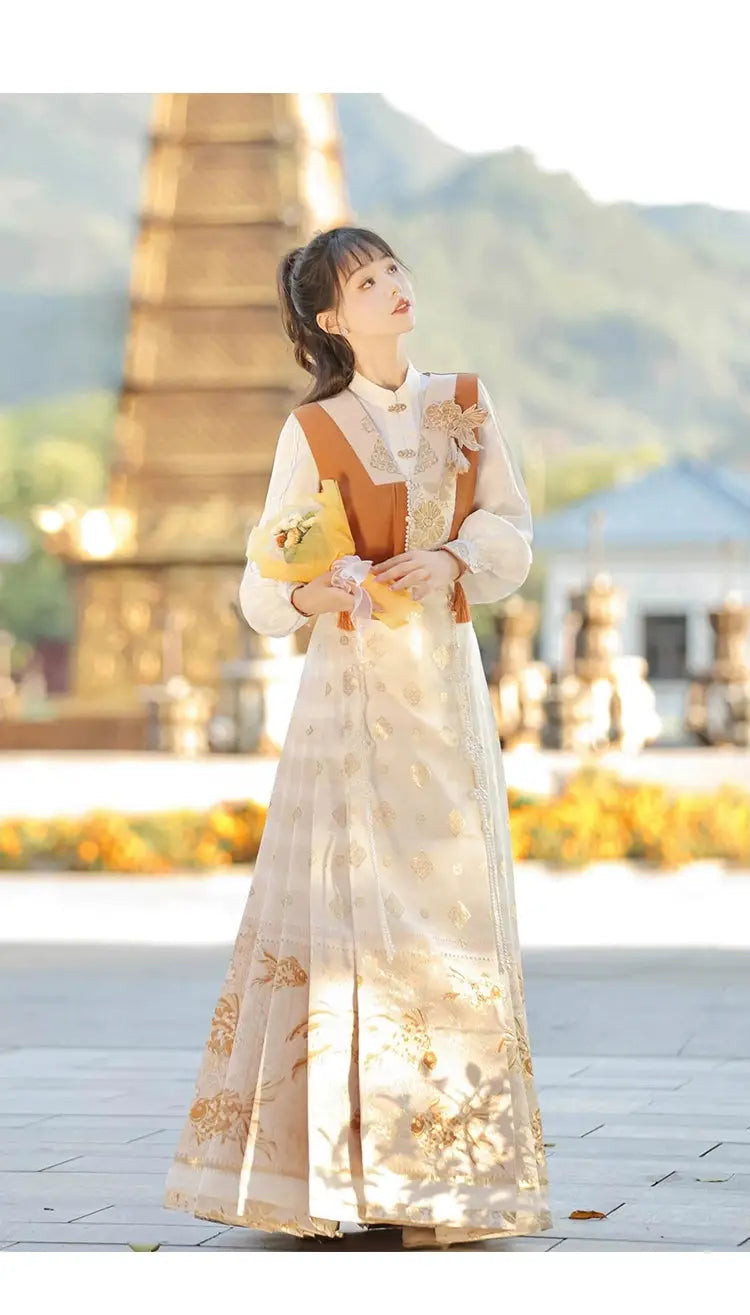 This orange modern hanfu with elegant hanfu sleeves and a chic hanfu jacket is perfect for hanfu women. Wear it as a princess hanfu dress, fairy hanfu dress, or casual hanfu. Inspired by Ming Dynasty hanfu, this modern hanfu dress pairs with a hanfu shirt for layering. Ideal for hanfu cosplay or as a winter hanfu, it’s available at our hanfu shop. Find the best modernised hanfu and orange hanfu styles for every occasion.