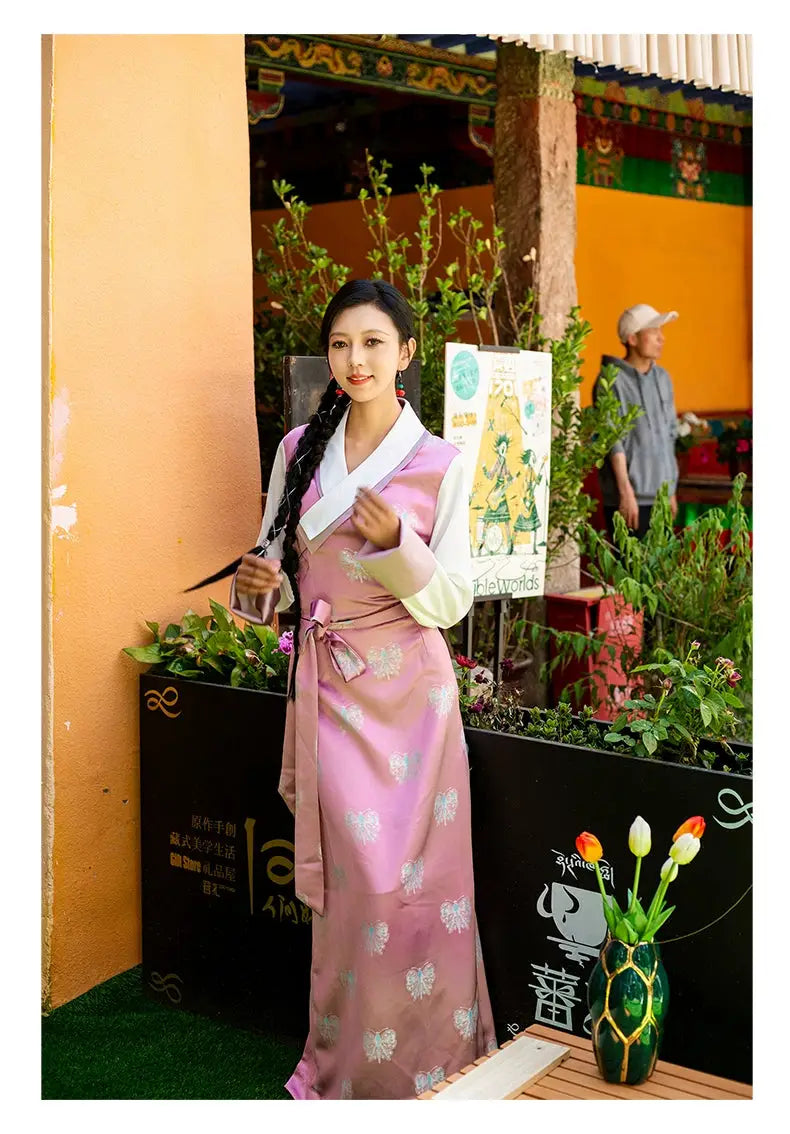 Tibetan traditional long skirt clothing