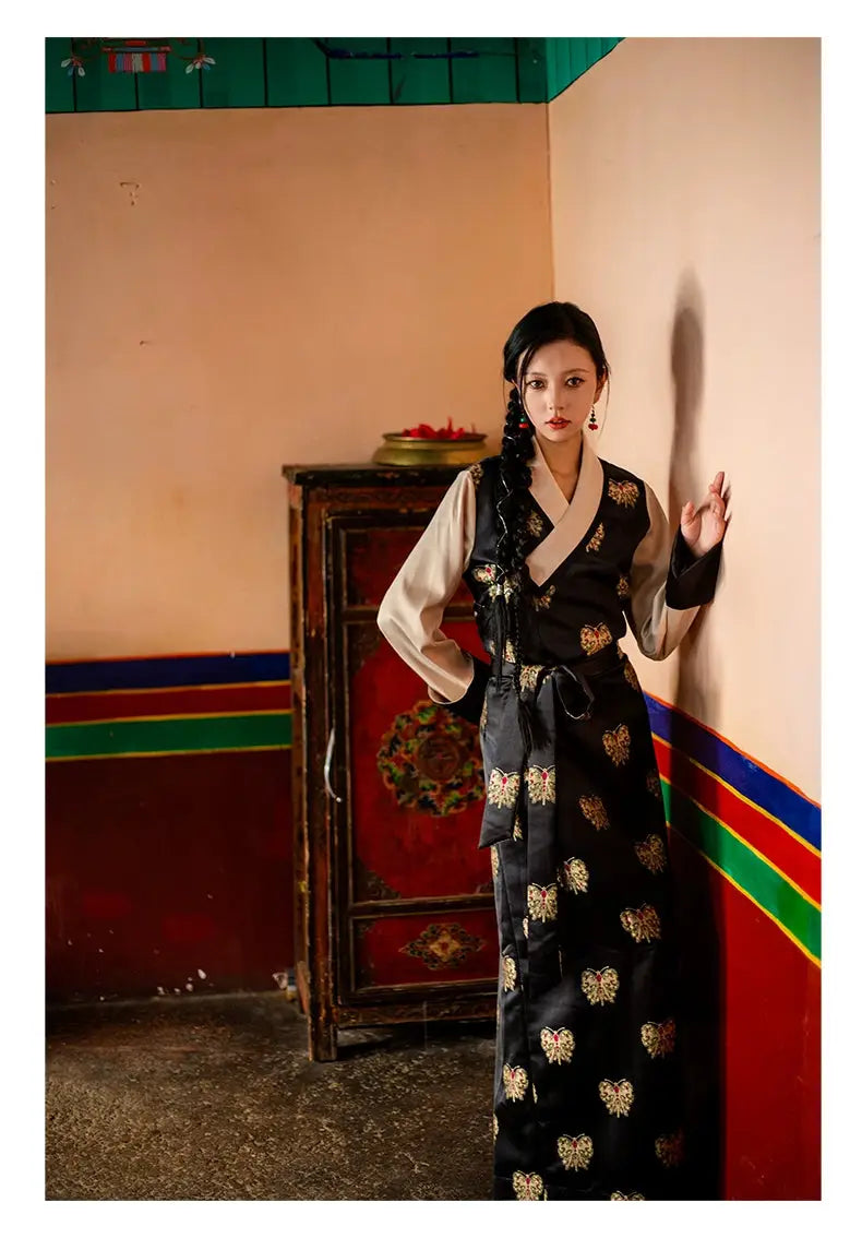 Tibetan traditional long skirt clothing