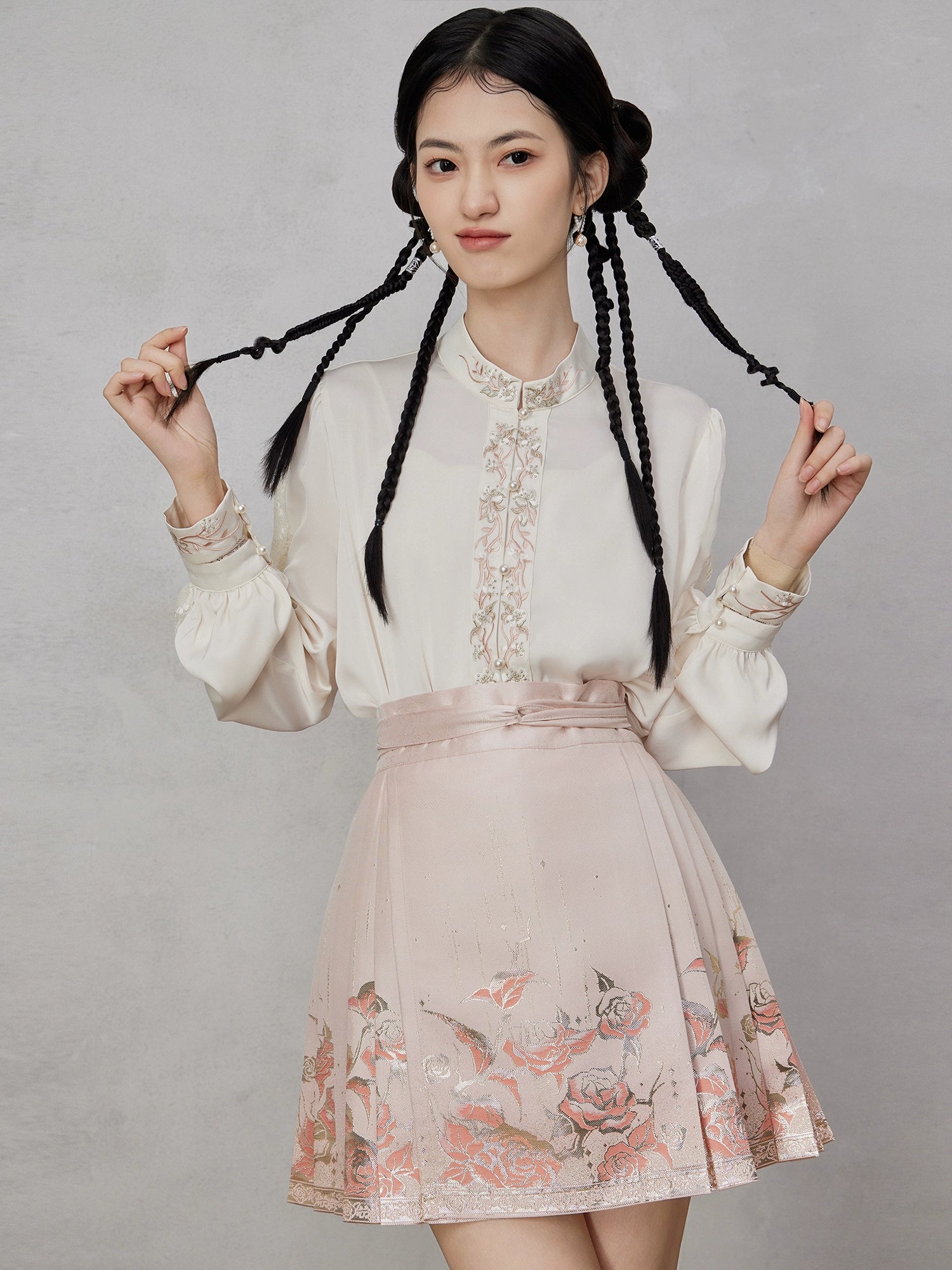 [Gilt Rose] Pink Ming Weaving Gold Half-length Short Horse Dress Summer