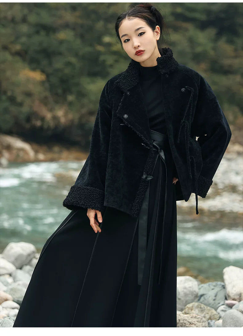 Black plush jacket women's 2025 autumn and winter new Chinese