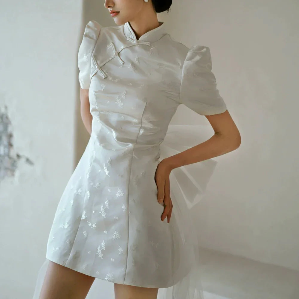 white chinese dress Little Meixue Short Bow Cheongsam Bridal Wedding Dress White dark pattern / one size fits all