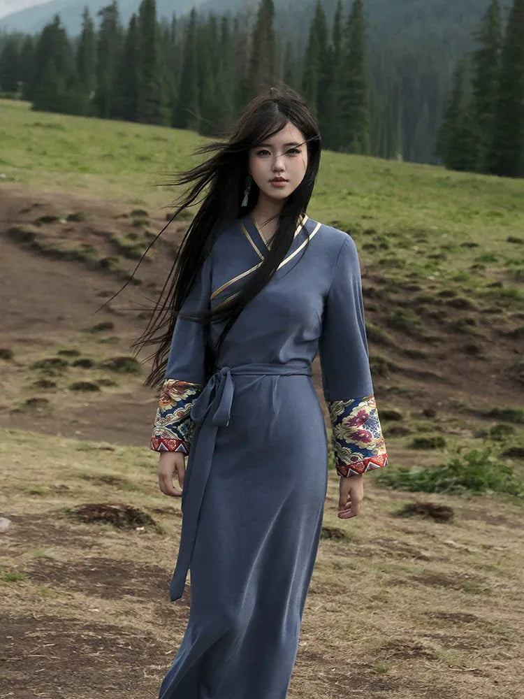 “Mist Blue” Brocade Dress — Refined Tibetan-Inspired Silhouette with Xizang Dress / XL Height 167-171 (64-70 kg)