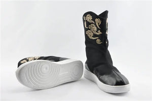 Explore Black hanfu boots, hanfu shoes, and ancient Chinese shoes designed for tradition and style. From Chinese wedding shoes to Chinese flat shoes and Chinese Mary Jane shoes, our collection suits every occasion. Celebrate with Chinese traditional shoes, or try unique Chinese wrestling shoes and festive Chinese New Year Ja Morant shoes.