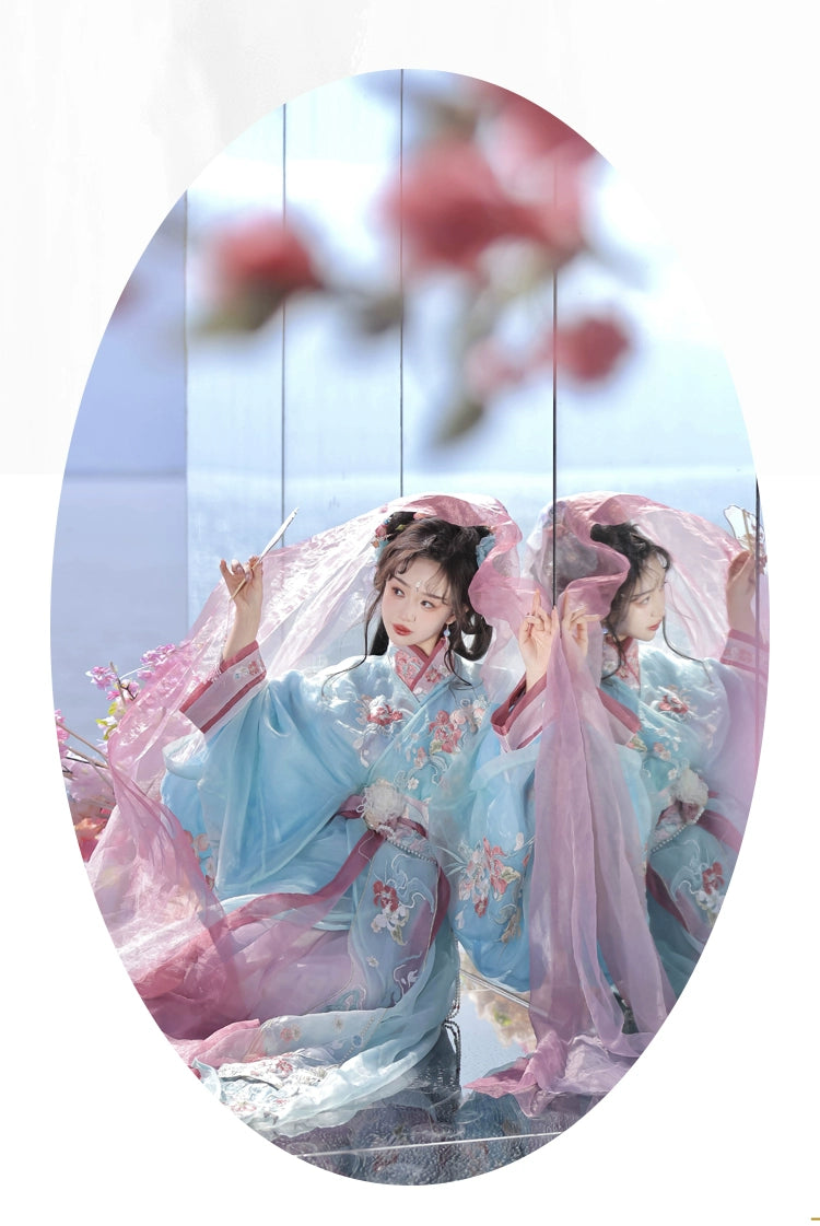 Flowers fly into dreams, Warring States robe embroidery fairy spring and summer Hanfu