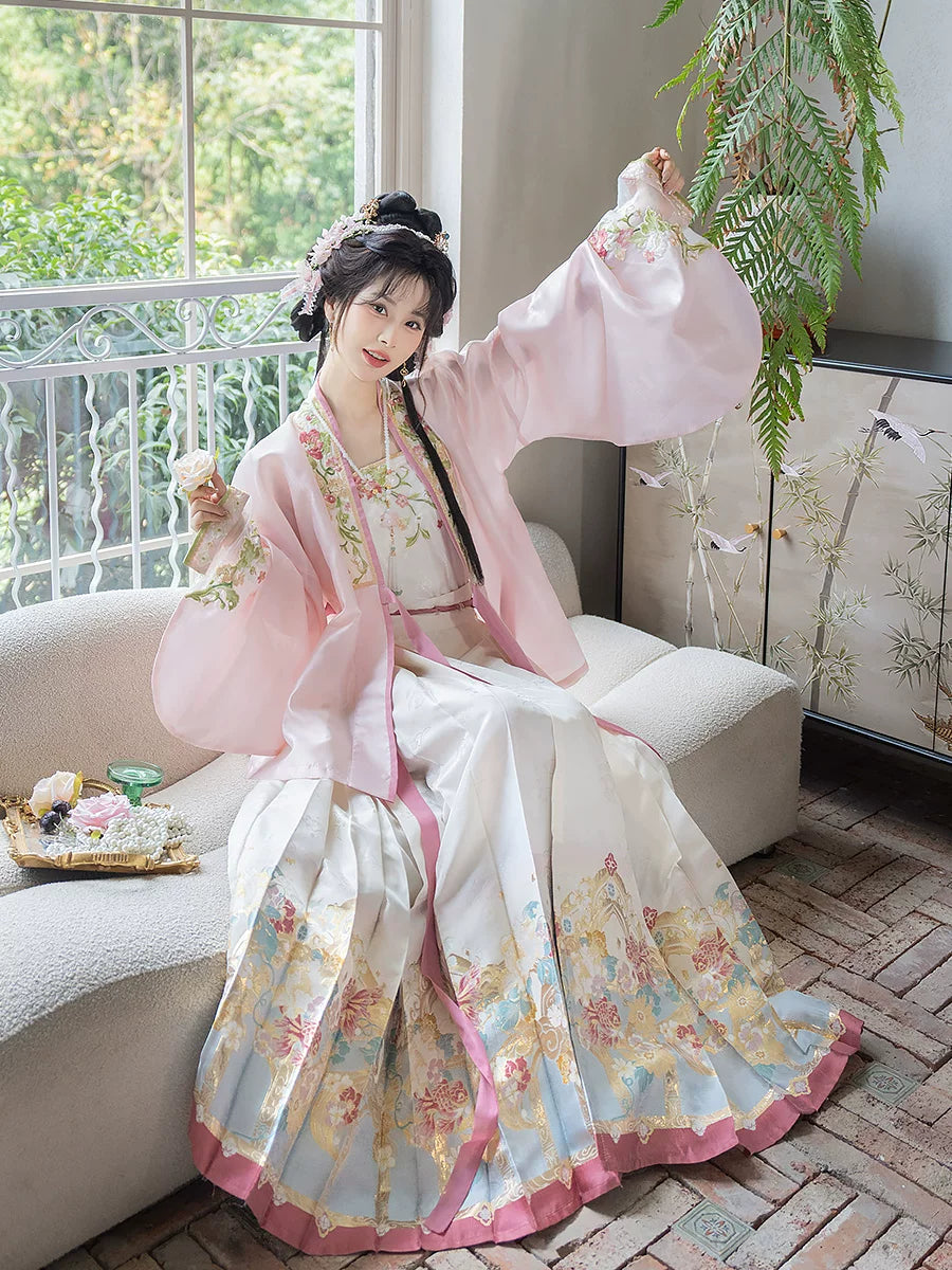 Bogu Peach Blossom Hanfu pink wide-sleeve top and beige Mamian skirt