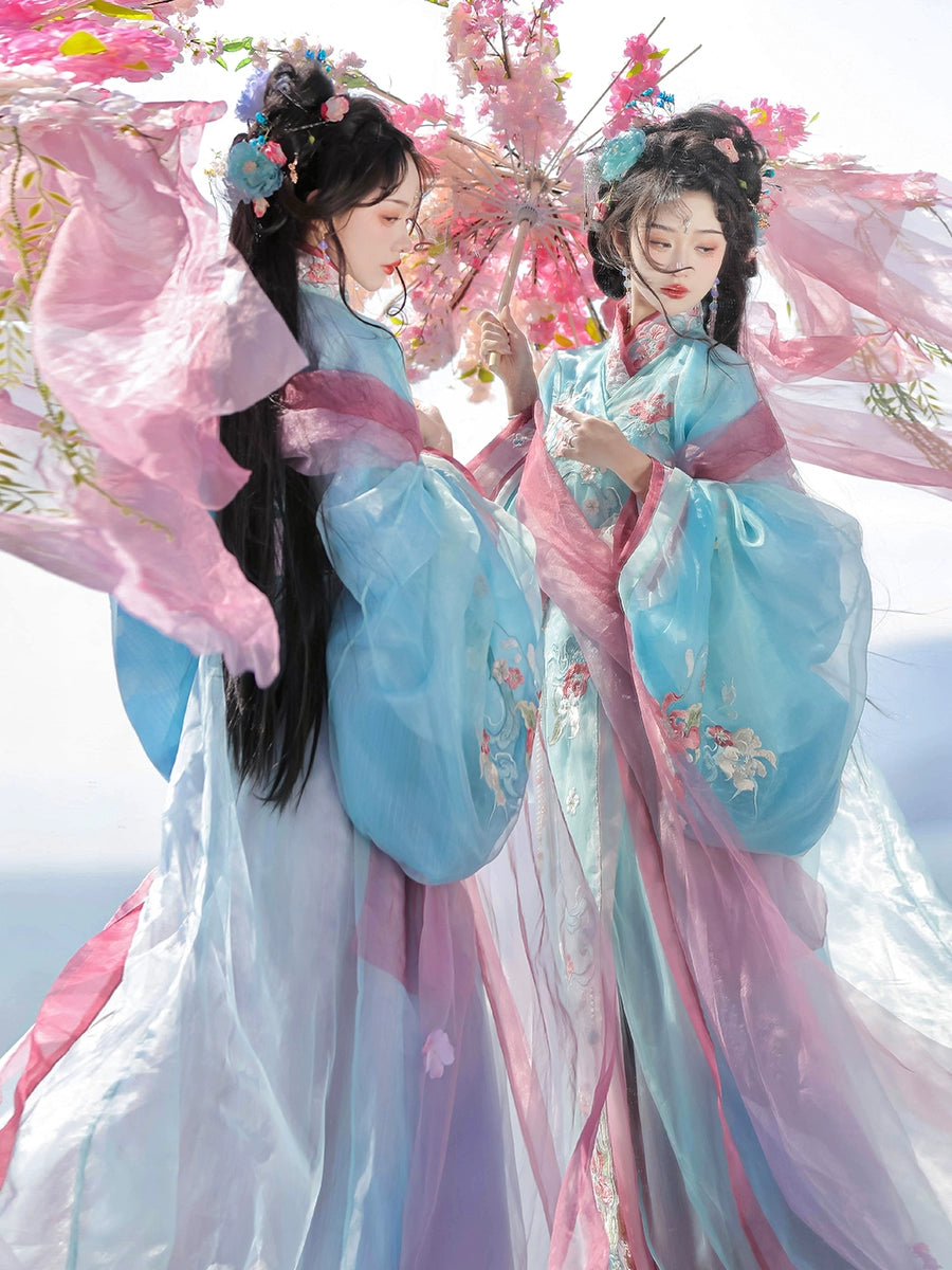 Flowers fly into dreams, Warring States robe embroidery fairy spring and summer Hanfu