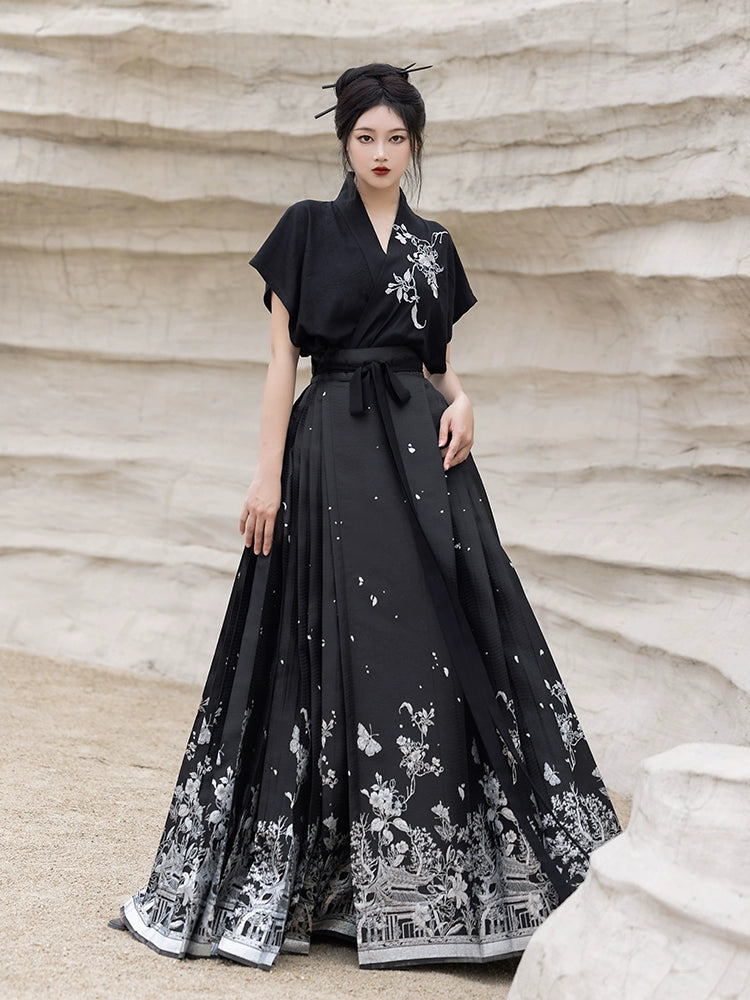 Discover a black modern hanfu with elegant hanfu sleeves, a stylish hanfu jacket, and timeless charm. Perfect for princess hanfu dress, fairy hanfu dress, or casual hanfu, it suits every hanfu woman. Pair with a hanfu shirt or wear it as a modern hanfu dress. Inspired by Ming Dynasty hanfu, it’s ideal for hanfu cosplay or as a cozy winter hanfu. Visit our hanfu shop for the best modernised hanfu and authentic blue hanfu.