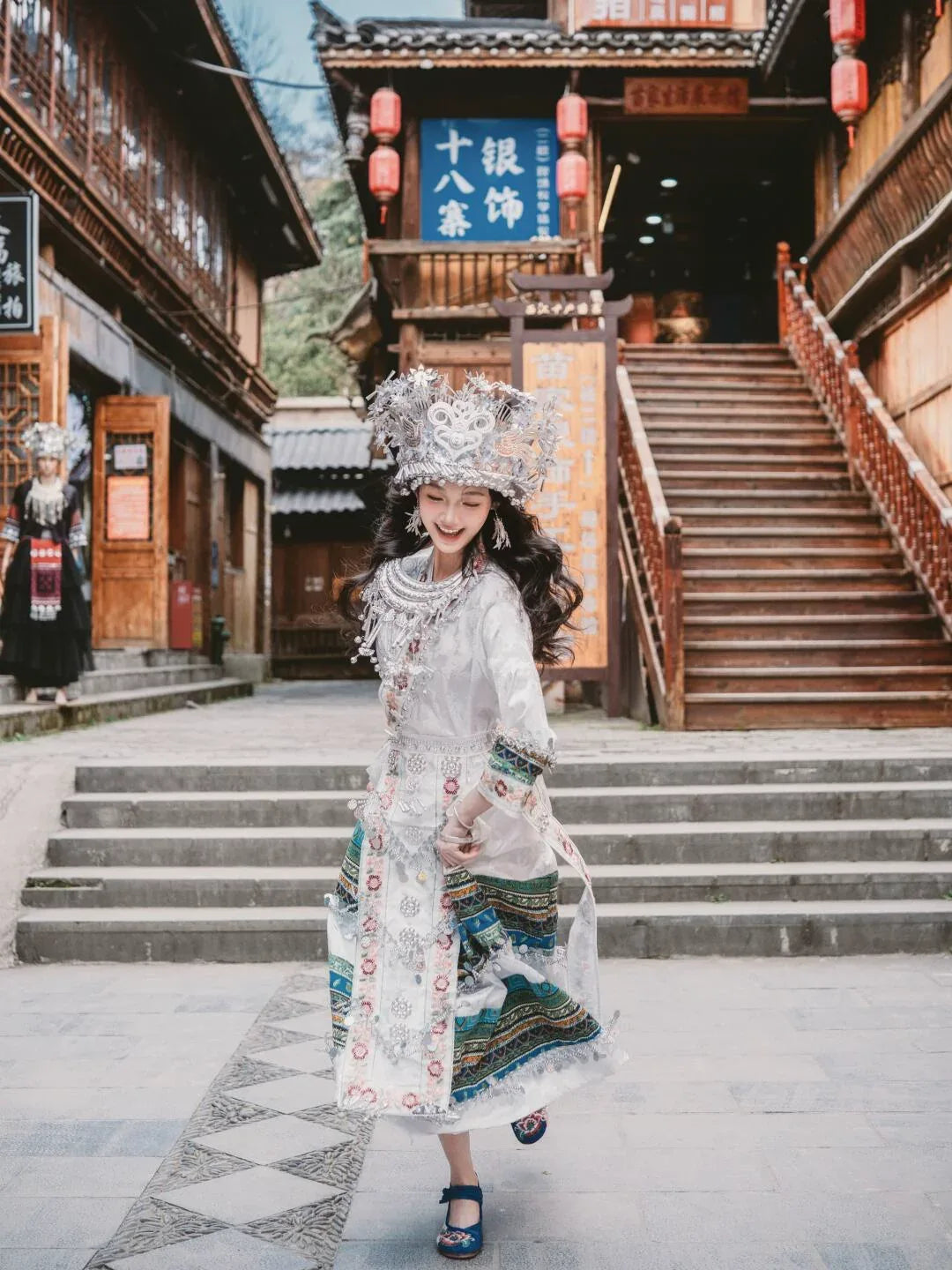 White Miao Ethnic Dress – Traditional Minority Costume Set for Women's Photoshoots & Stage Performances - Yandan_Hanfu