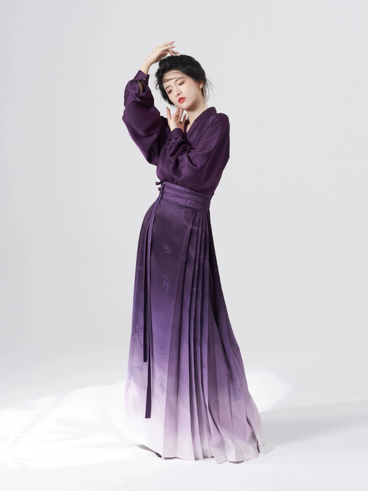 Discover a Purple modern hanfu with elegant hanfu sleeves, a stylish hanfu jacket, and timeless charm. Perfect for princess hanfu dress, fairy hanfu dress, or casual hanfu, it suits every hanfu woman. Pair with a hanfu shirt or wear it as a modern hanfu dress. Inspired by Ming Dynasty hanfu, it’s ideal for hanfu cosplay or as a cozy winter hanfu. Visit our hanfu shop for the best modernised hanfu and authentic blue hanfu. 